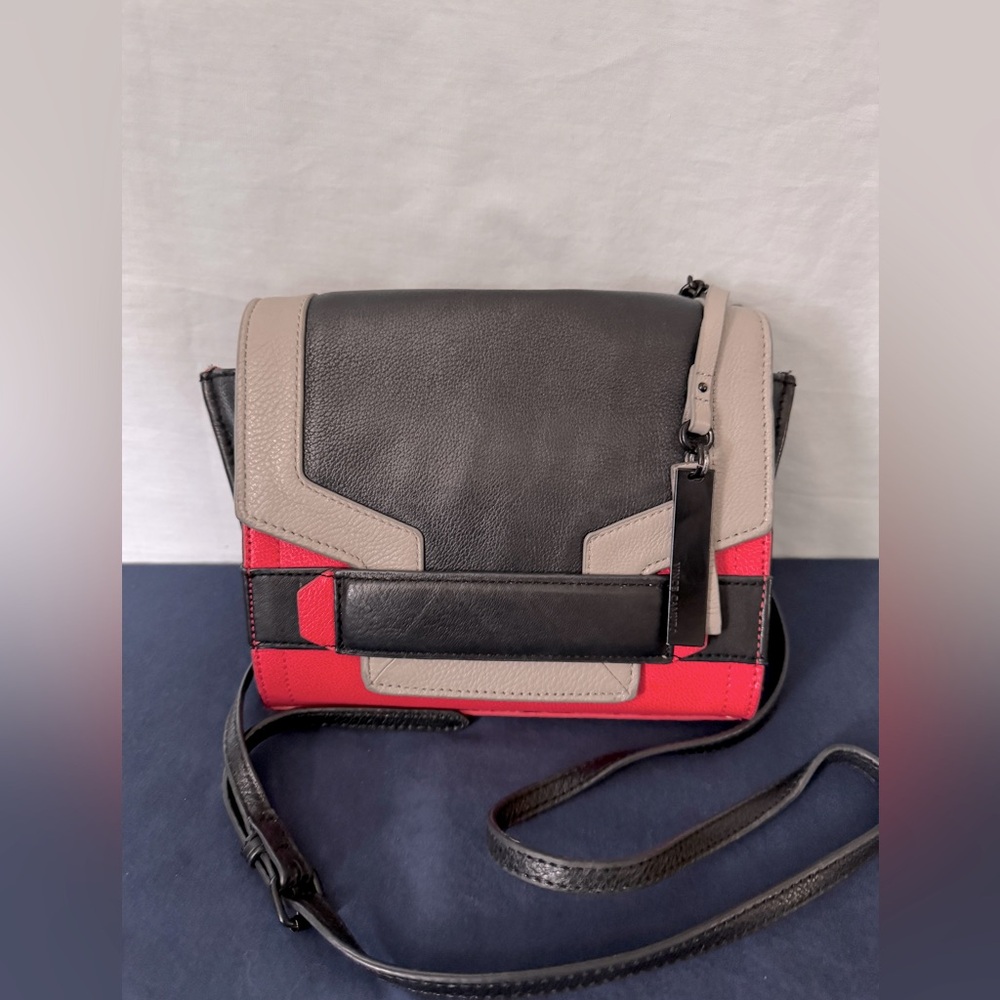 Vince Camuto EUC color block leather crossbody